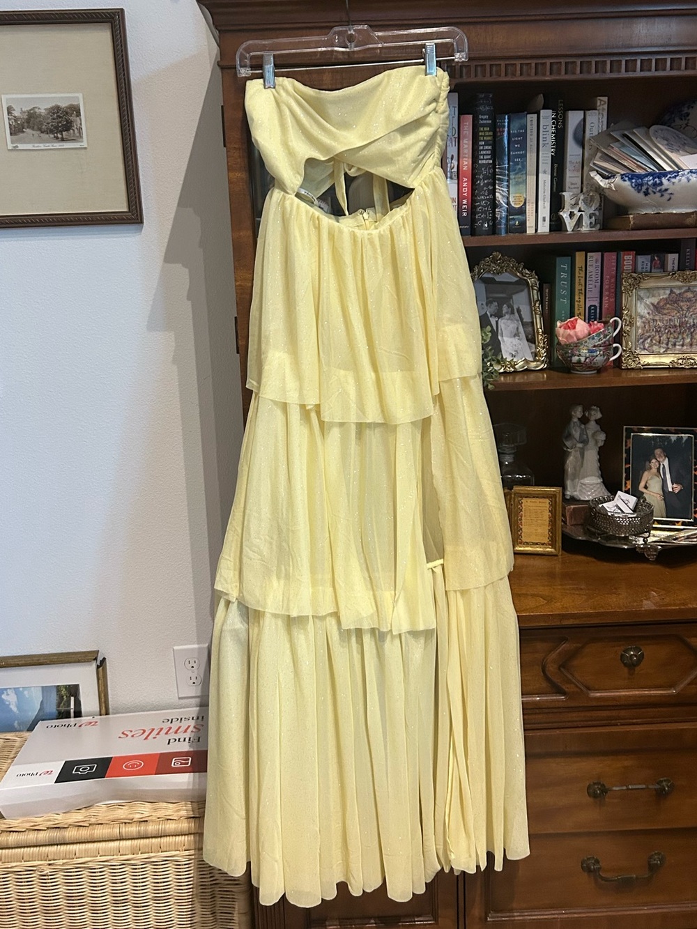 NWT For love and lemons yellow cutout dress, size S